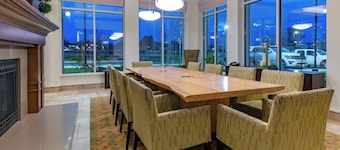 Hilton Garden Inn Devens Common