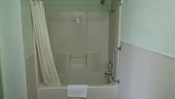 Douche de la salle de bain