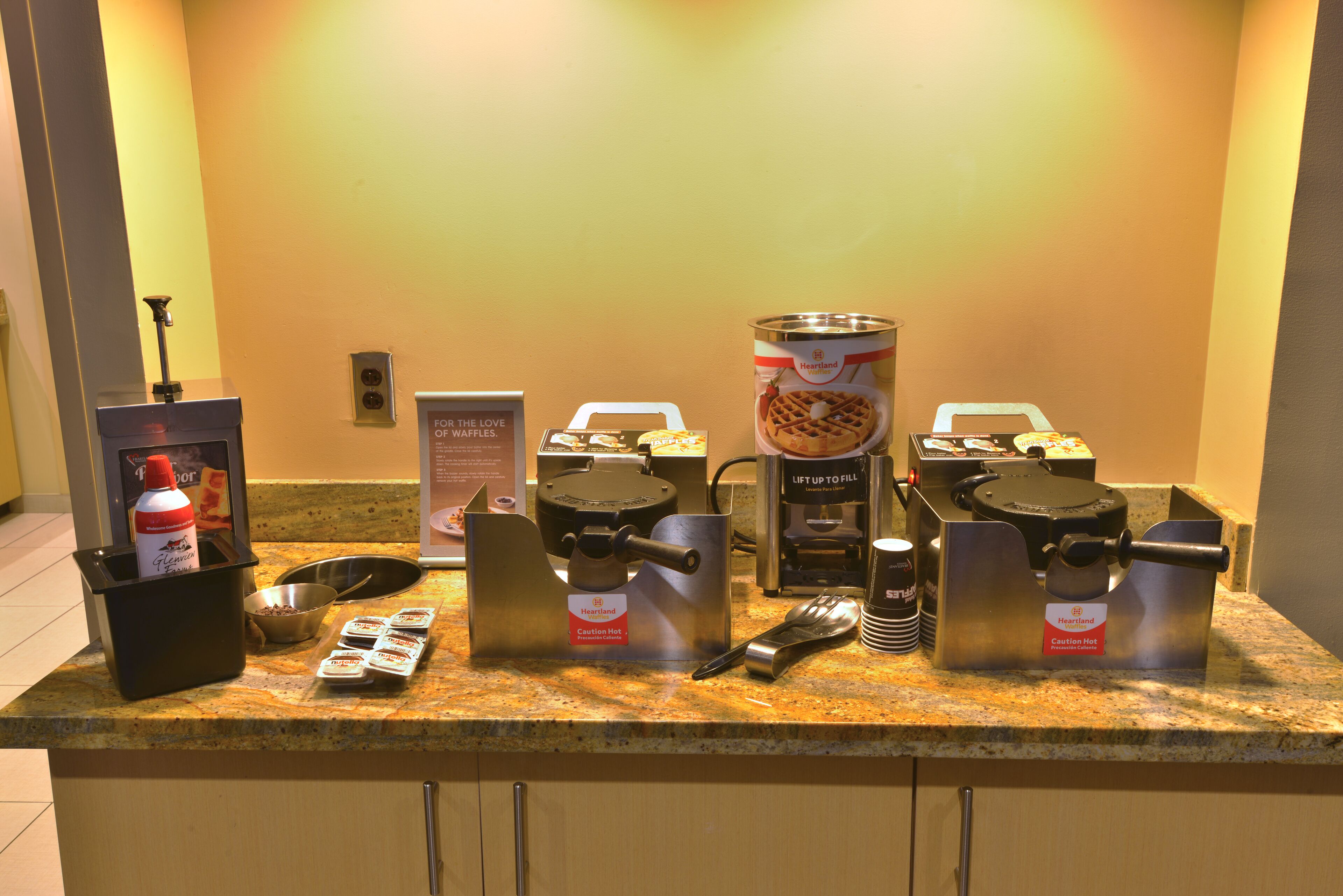 Free daily continental breakfast 