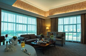 Suite – premier | 1 soverom, sengetøy av topp kvalitet, dundyner og senger med overmadrass