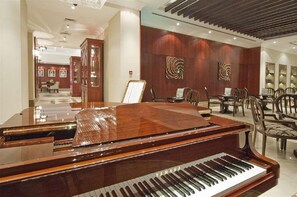 Lobby - Ayla Hotel  (Al Ain)
