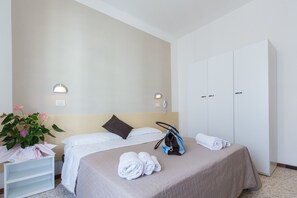 In-room safe, WiFi (free) - Hotel Sahib (Cattolica)