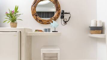 Chambre Triple Supérieure | Décoration personnalisée, ameublement personnalisé