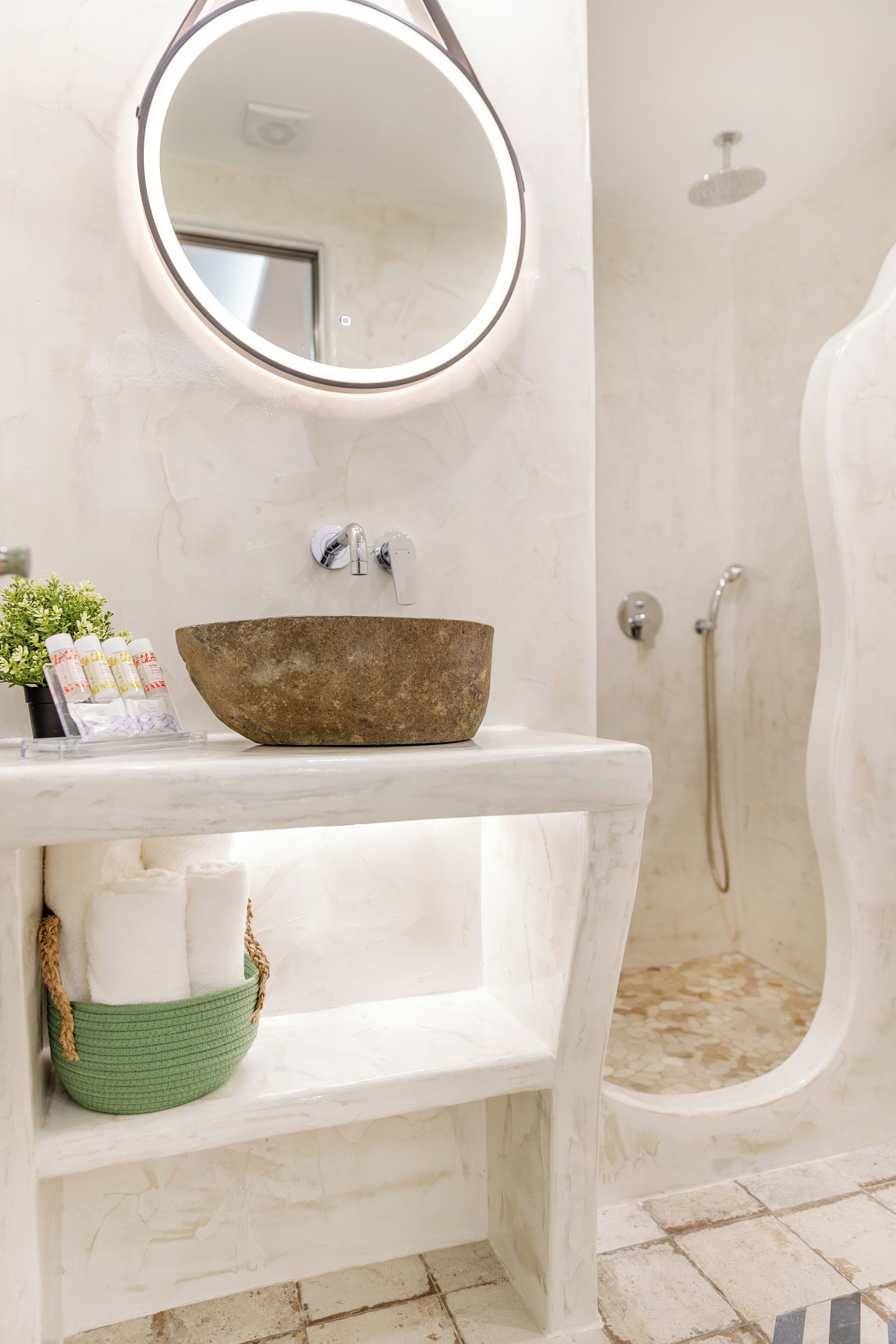 Deluxe Double Room | Bathroom