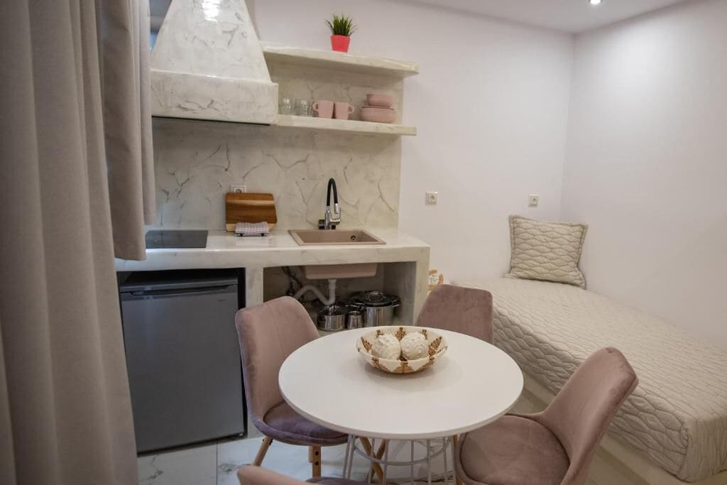 Superior Apartment, 1 Bedroom | Private kitchen | Mini-fridge