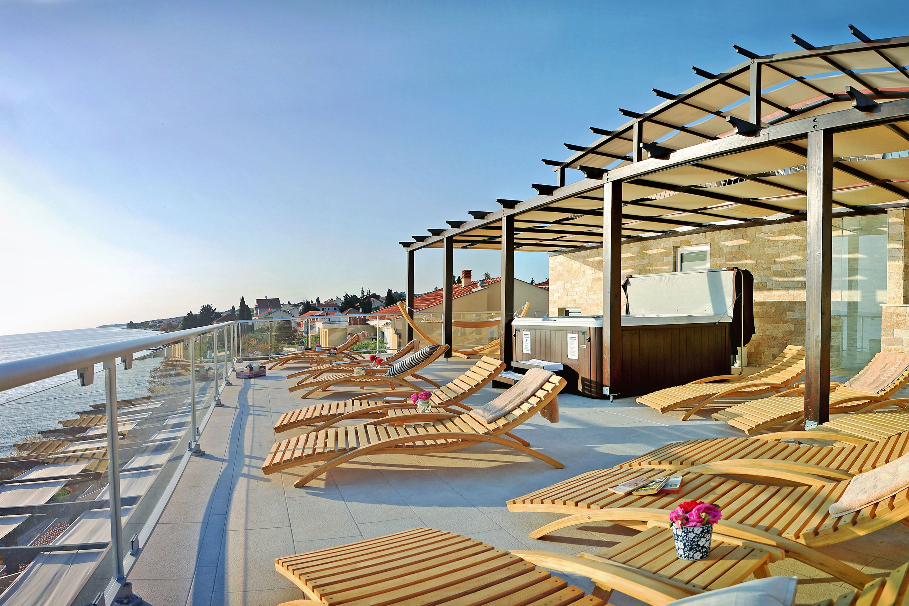 ด้านหน้าที่พัก