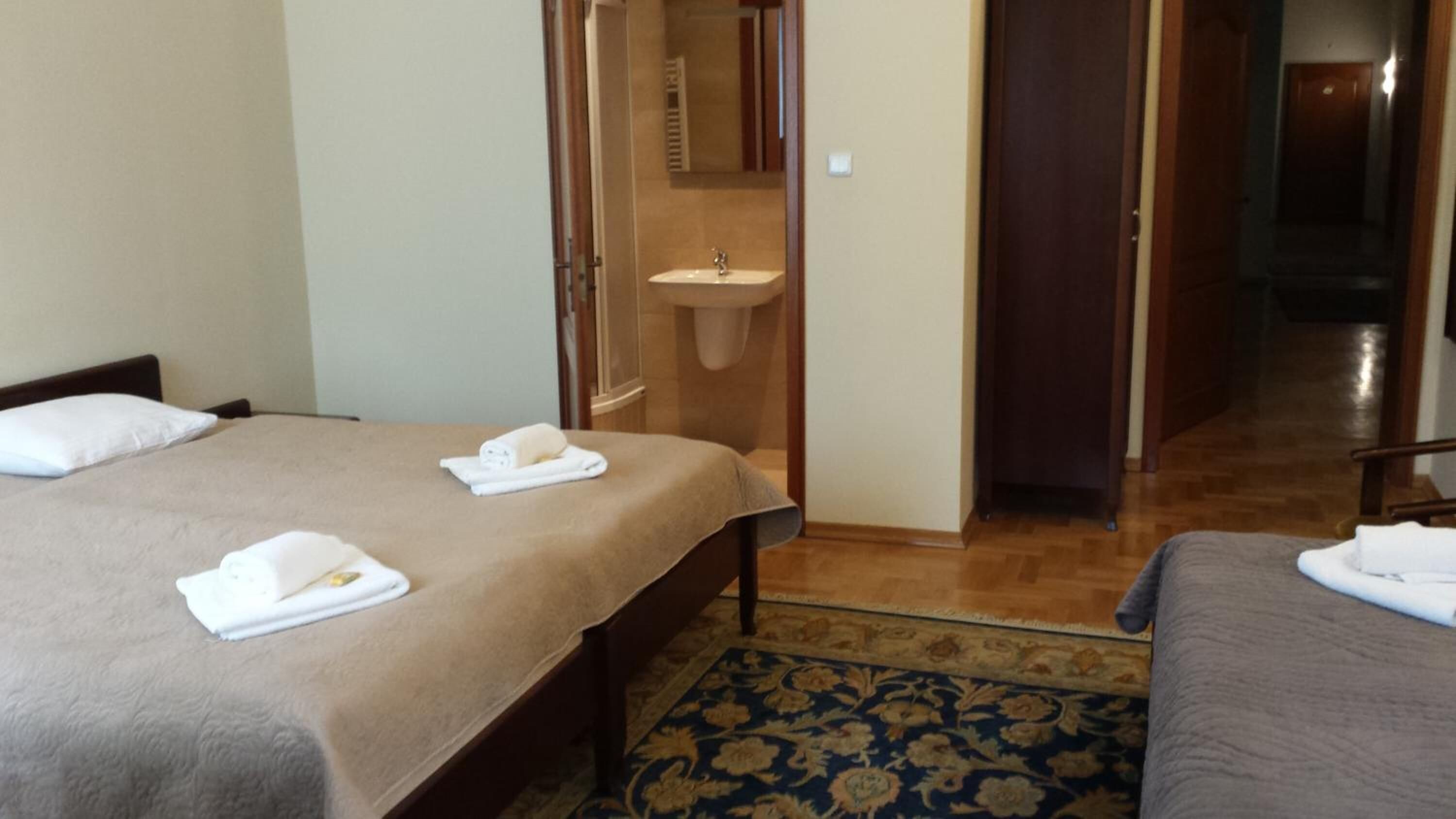 desk, iron/ironing board, rollaway beds, free wifi