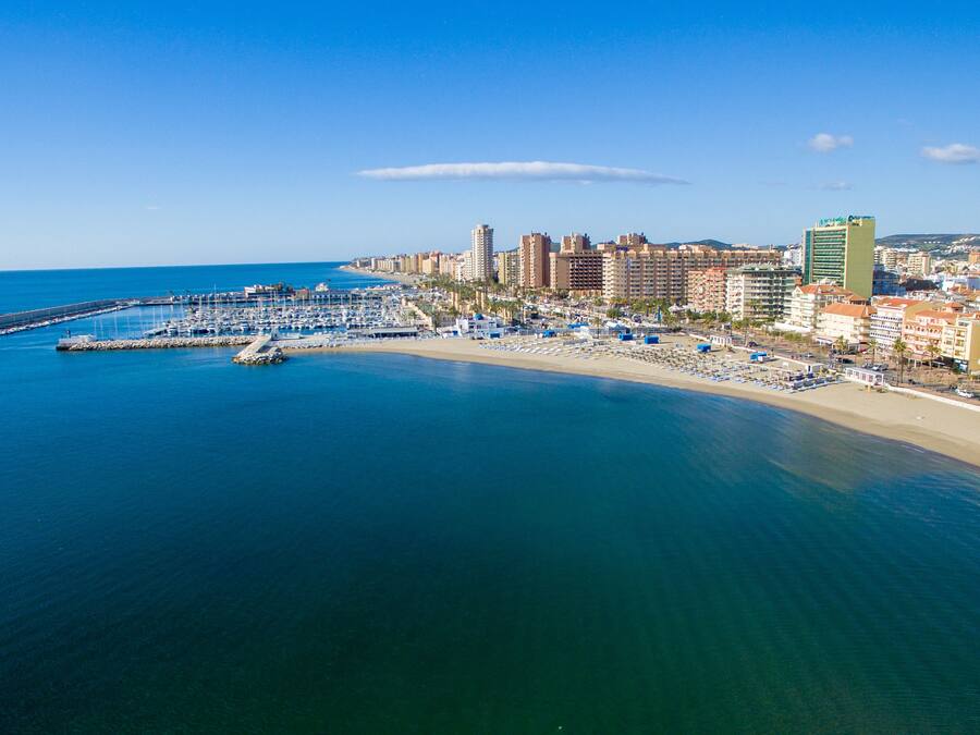 Beach nearby, beach umbrellas