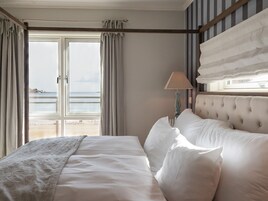 Apartamento superior, 1 quarto, vista para o mar | Vista para praia/oceano