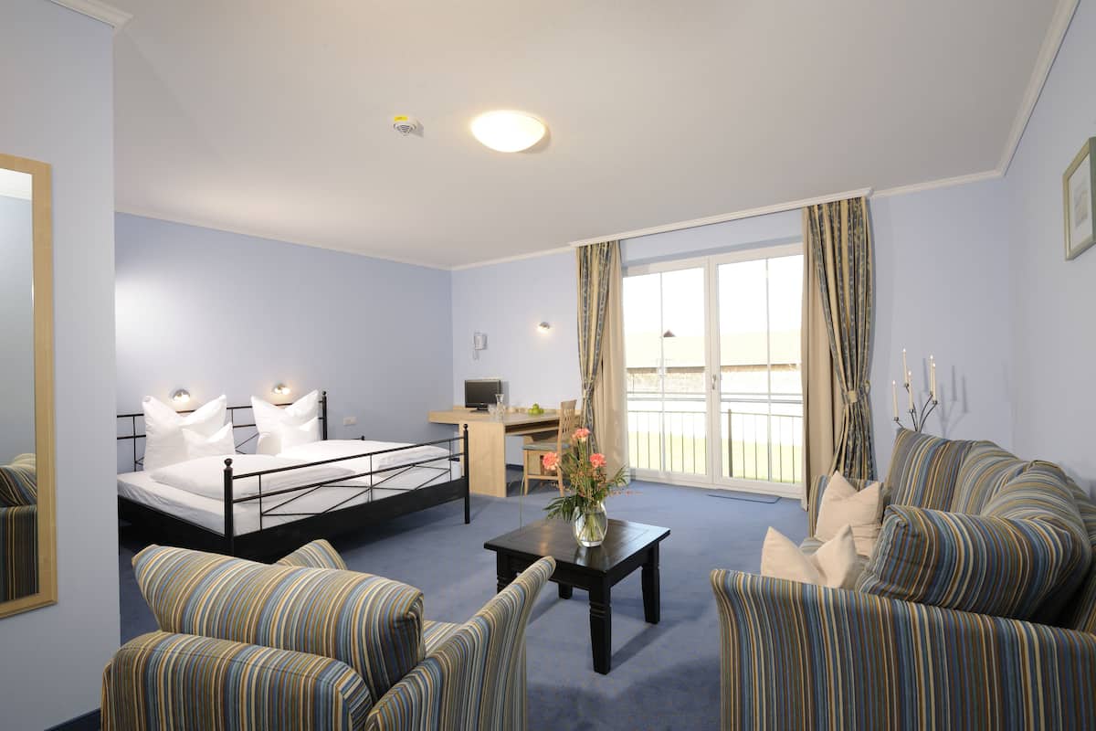 junior studio suite | in-room safe, desk, soundproofing, iron/ironing board