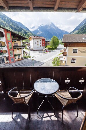 Triple Room, Non Smoking, Mountain View | Valley view - Hotel Post Fusch (Fusch an der Grossglocknerstrasse)