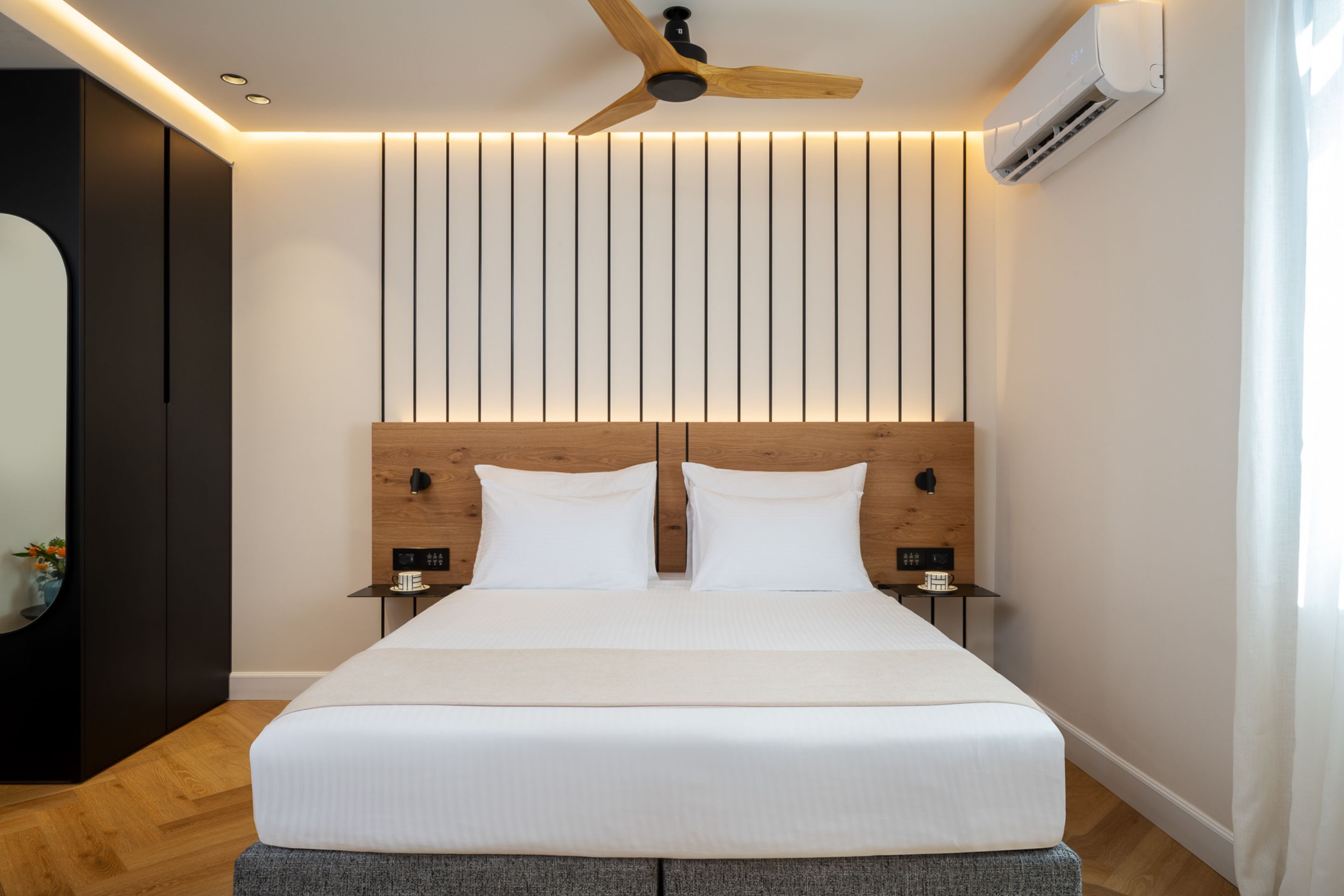 deluxe studio | premium bedding, in-room safe, desk, soundproofing