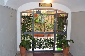 Entrada de la propiedad