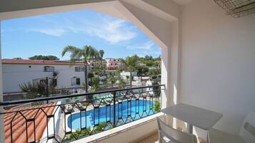 Zimmersafe, Schreibtisch, schallisolierte Zimmer, kostenloses WLAN