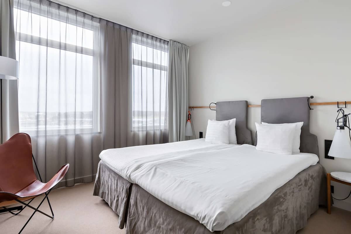 1 bedroom, in-room safe, desk, laptop workspace