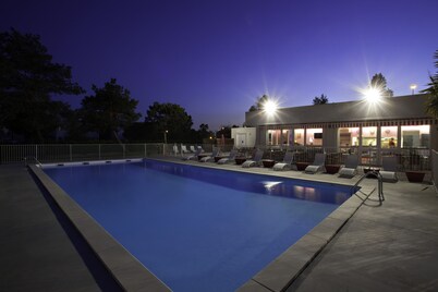 Sure Hotel by Best Western Bordeaux Aeroport