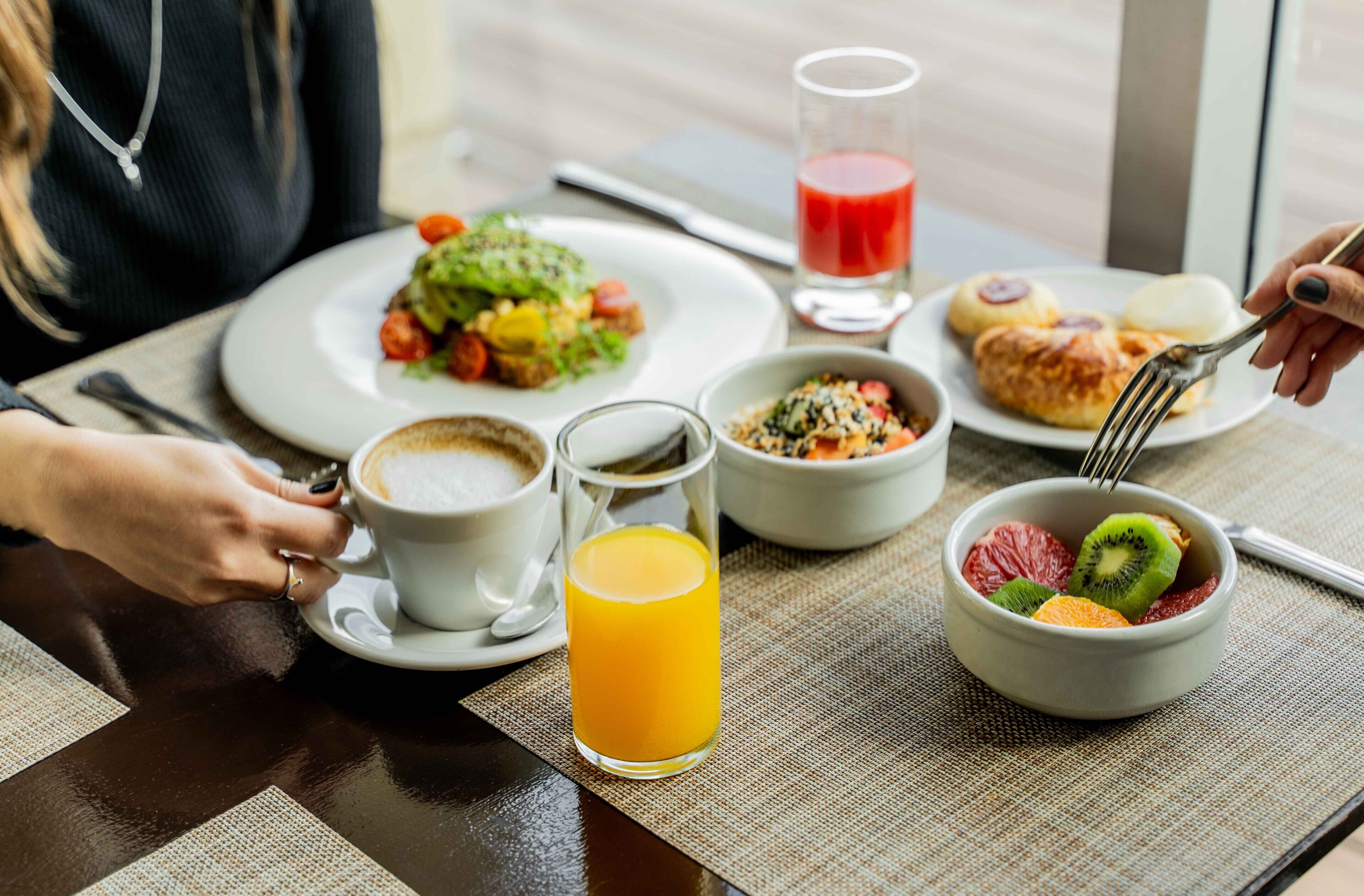 Sudah termasuk sarapan prasmanan setiap hari