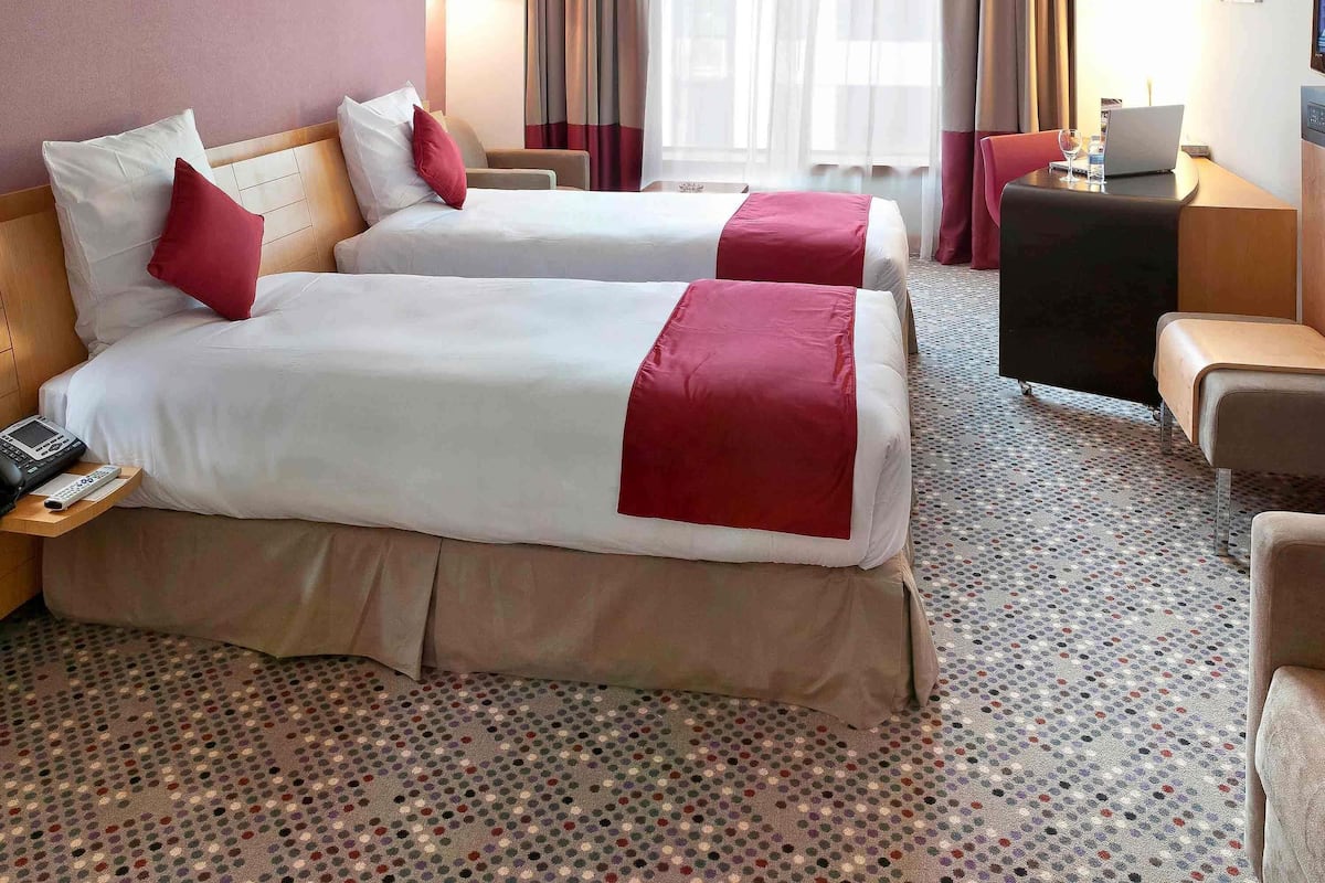 Standard Room, 2 Single Beds | Memory-foam beds, minibar, in-room safe, individually decorated