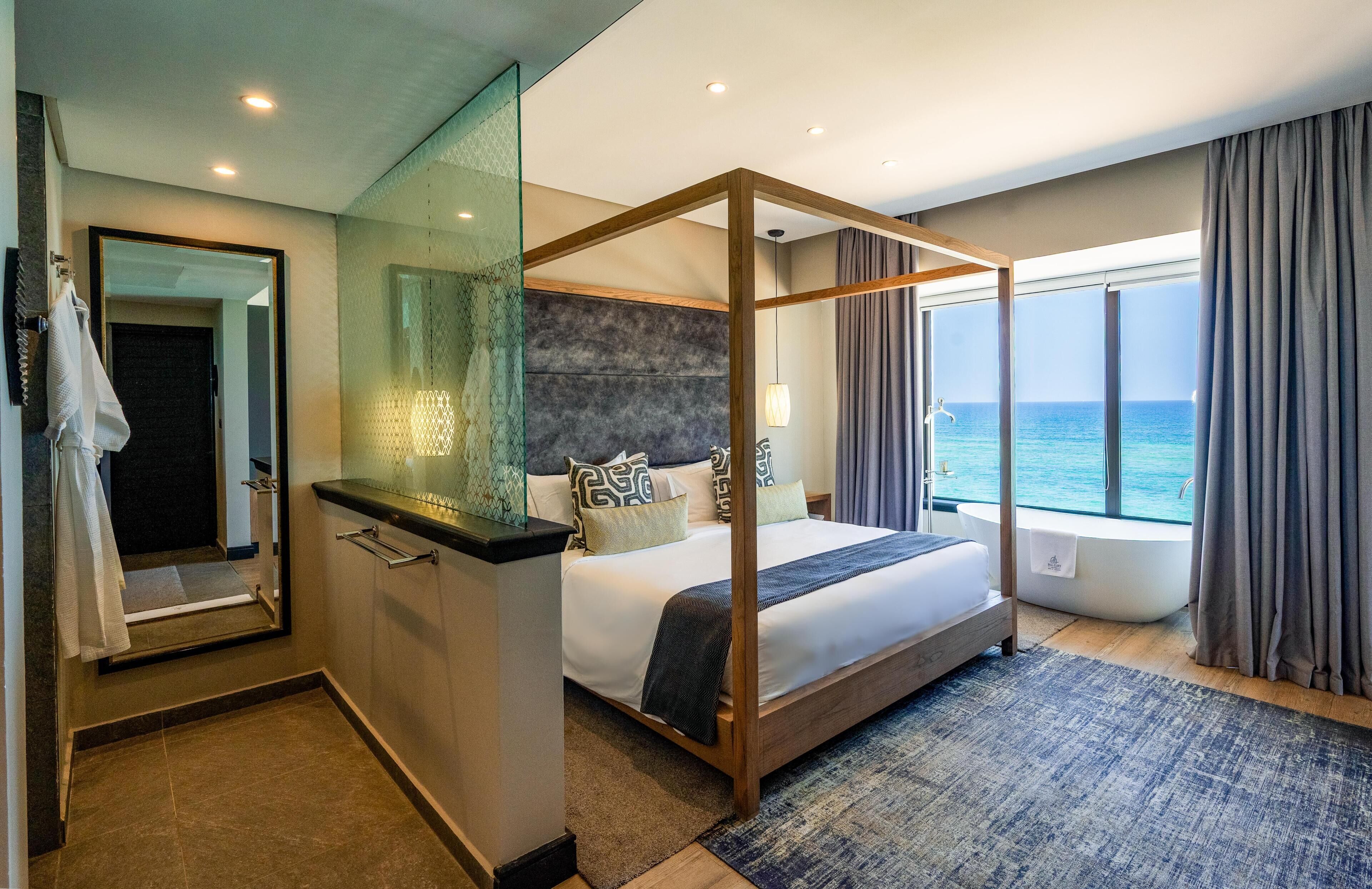 Suite (Amani) | Minibar, brankas, dan didekorasi berbeda-beda