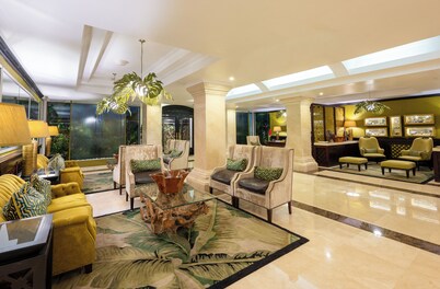 Sea Cliff Hotel