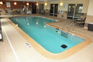 Una piscina techada