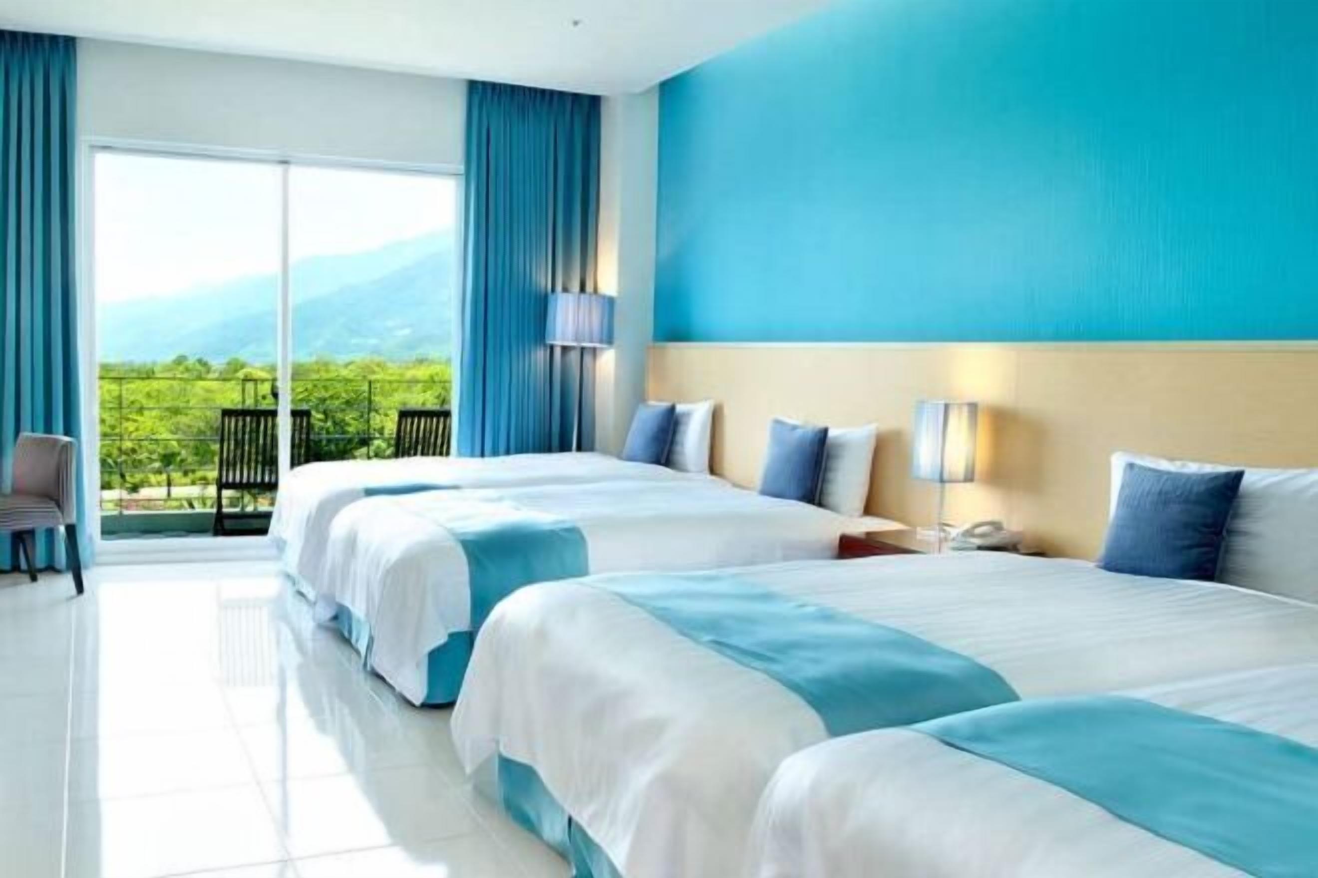 Edredón, camas con pillow-top y minibar 