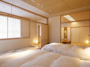 Japanese-style Suite | Premium bedding, down comforters, in-room safe, blackout drapes - Hotel Honnoji (Kyoto)