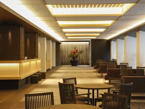 Lobby lounge - Hotel Honnoji (Kyoto)