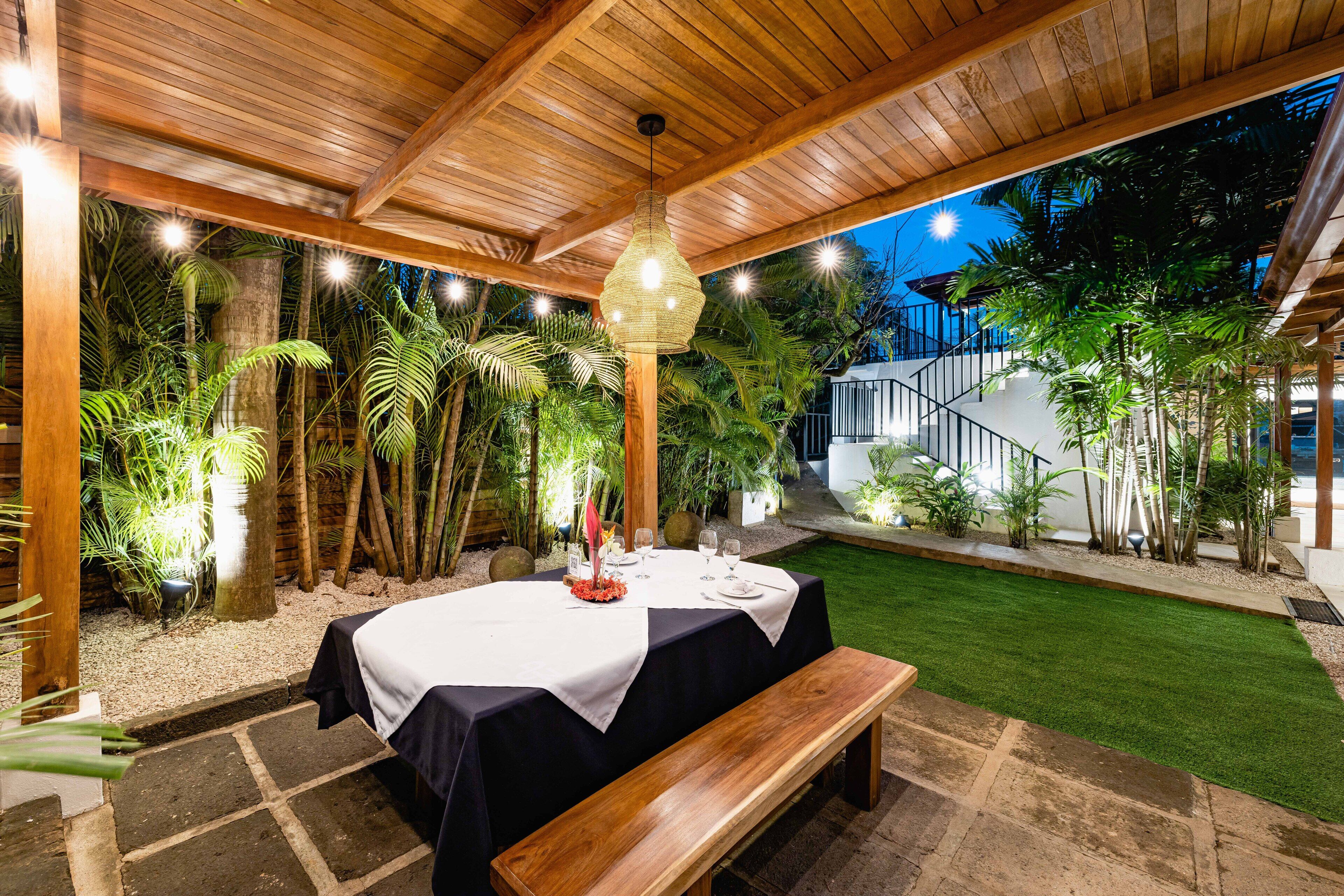 breakfast, lunch, dinner served; regional cuisine, garden views