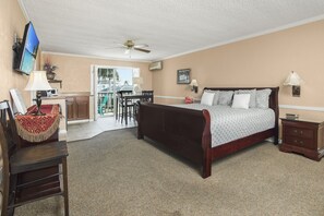 Enkeltrom – deluxe, 1 kingsize-seng, ikke-røyk (No Water View) | Individuelt dekorert, individuelt innredet og blendingsgardiner