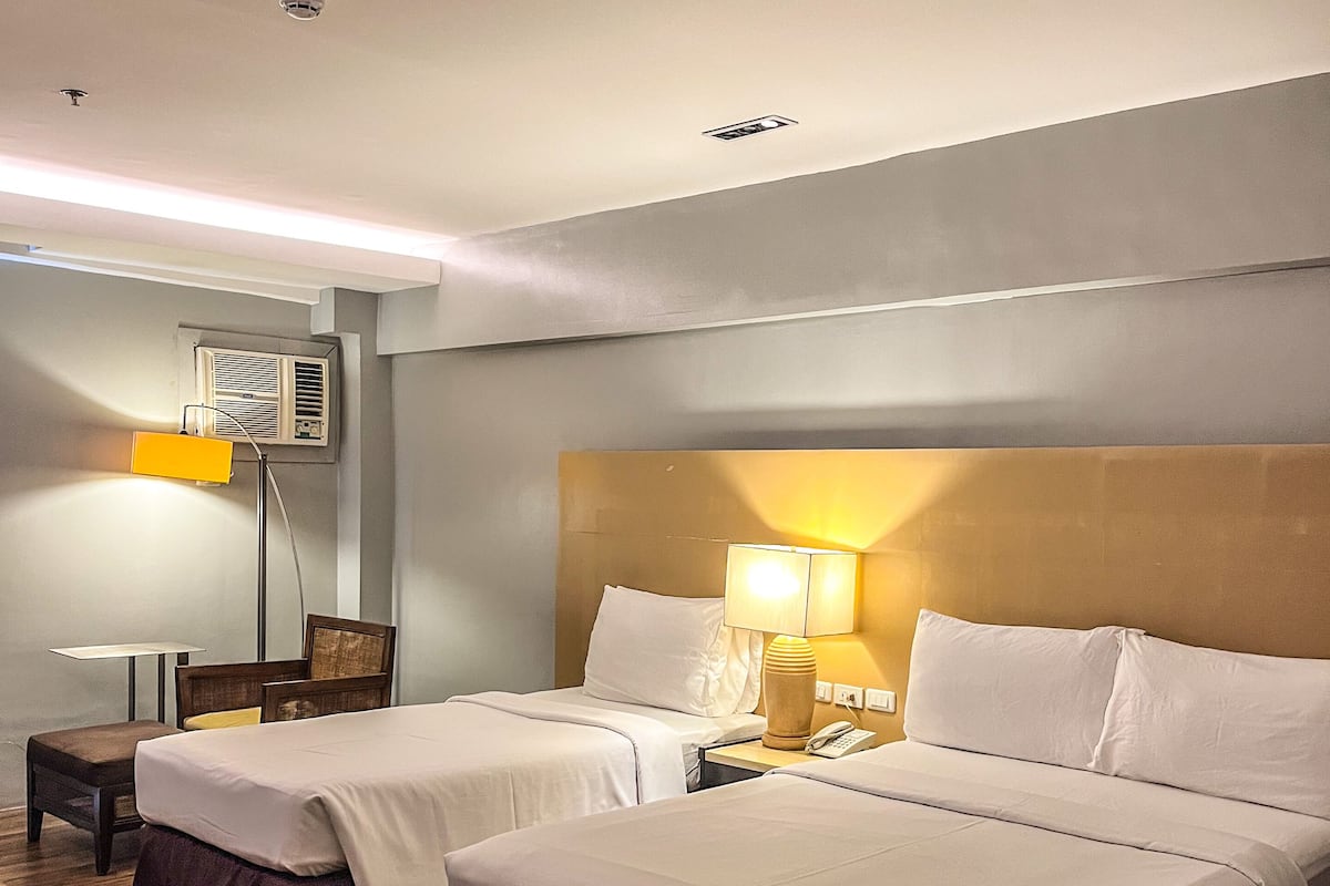 Minibar, in-room safe, individually furnished, desk