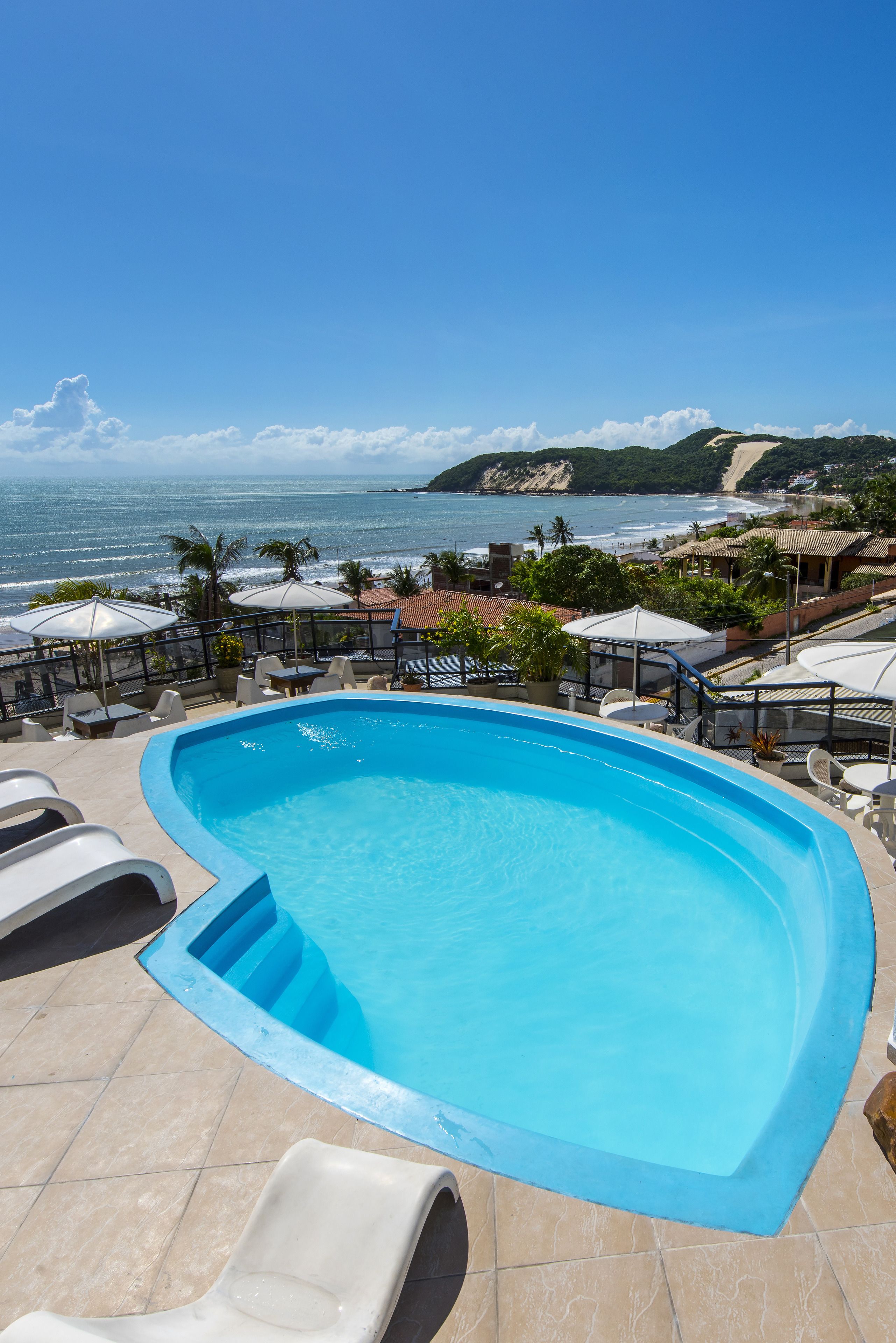 3 piscinas al aire libre, sillones reclinables de piscina