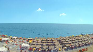 Beach bar