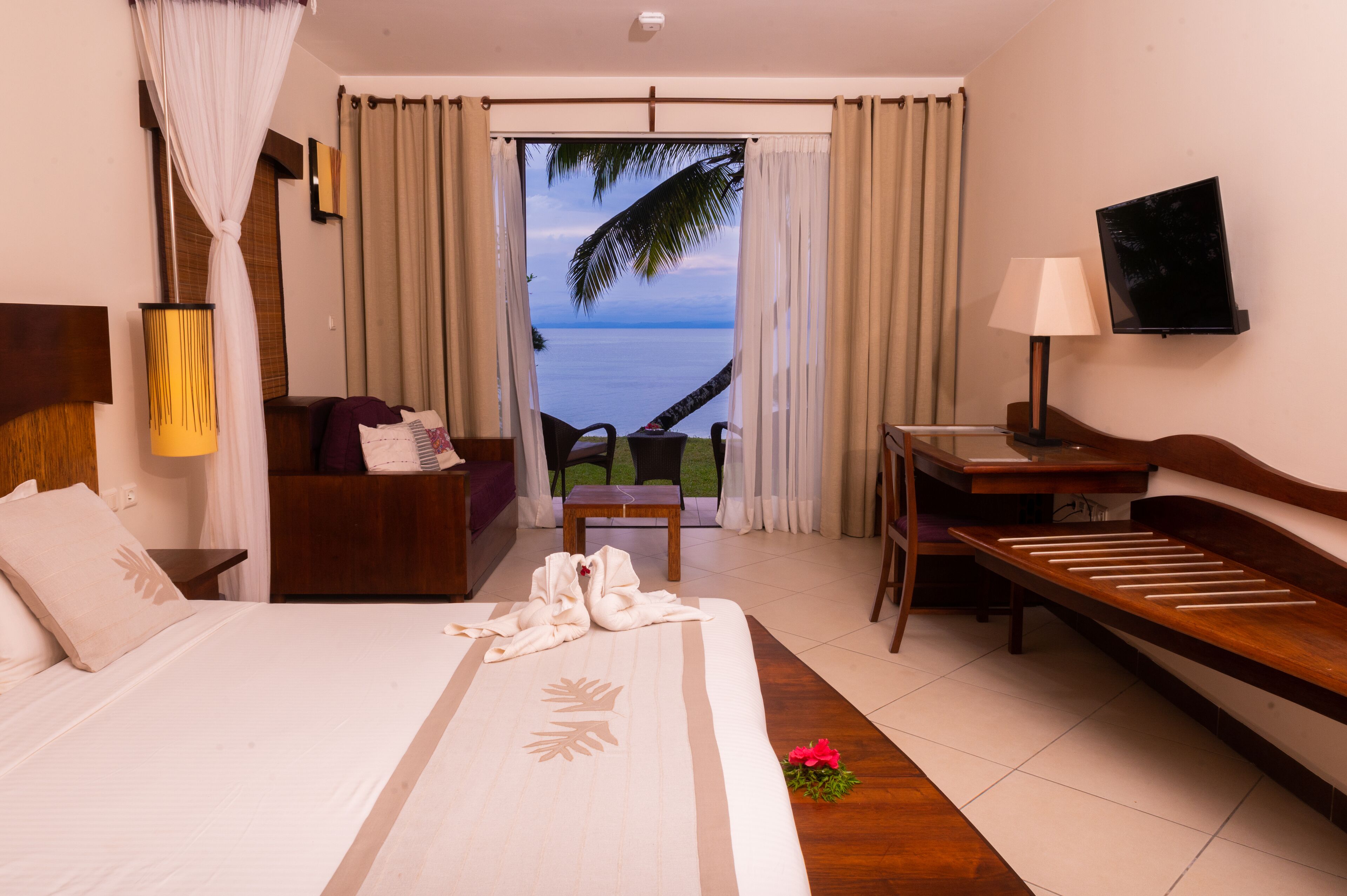 superior room with beach access and ocean view | minibar, in-room safe, individually decorated, individually furnished