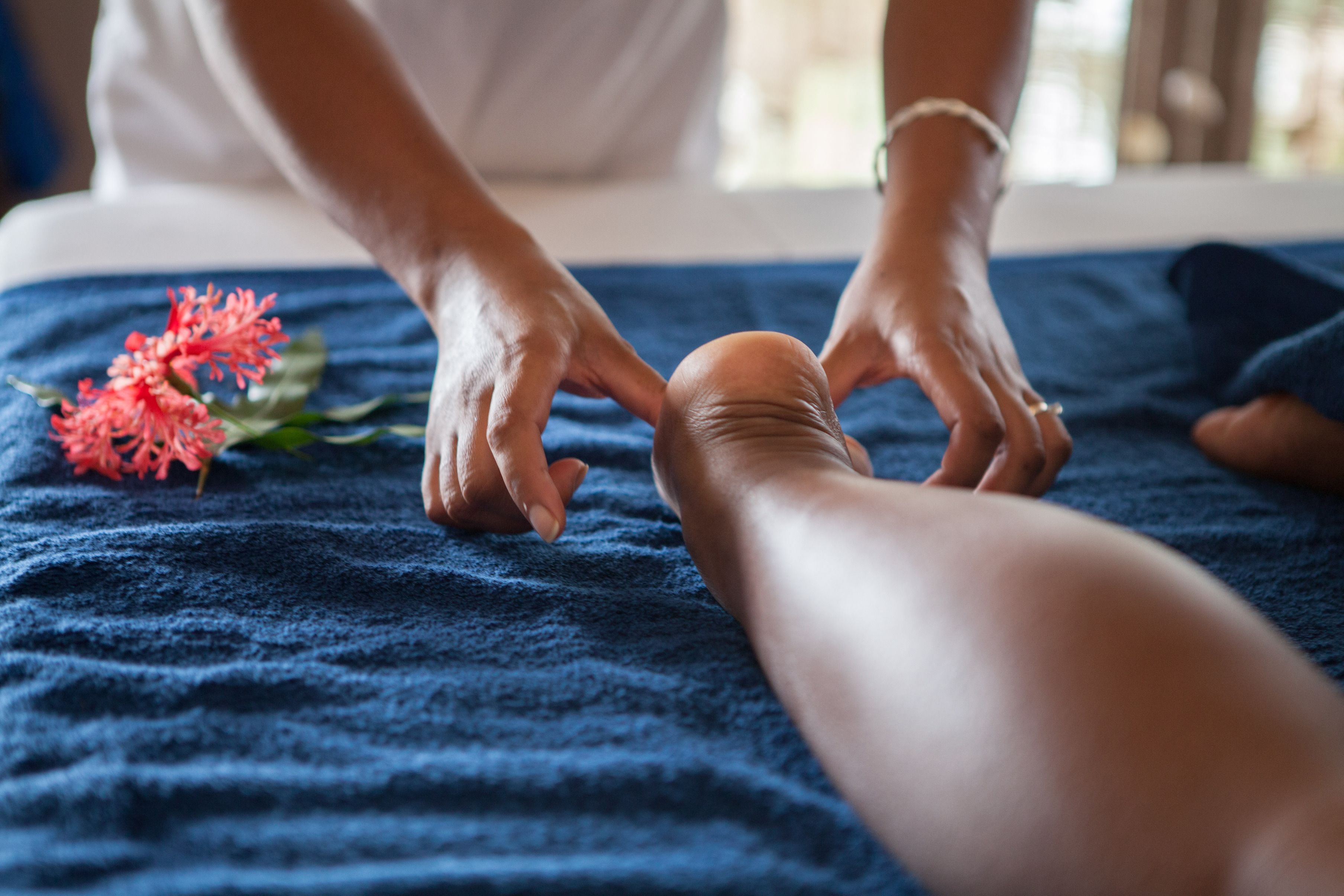 couples treatment room(s), body treatments, body scrubs, facials