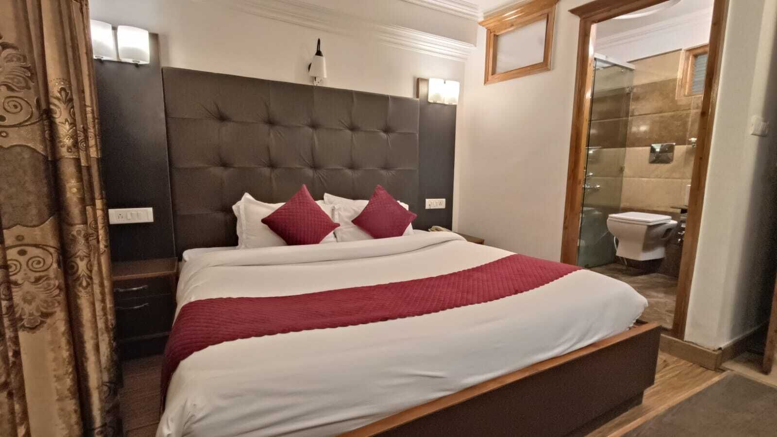 Desk, blackout drapes, WiFi (free), bed sheets