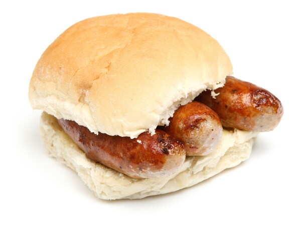 A sausage sandwich with a bun. - Knap Guest House (Tarbert)