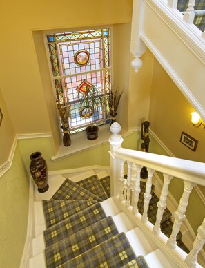 Interior entrance - Knap Guest House (Tarbert)