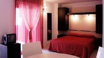 Coffres-forts dans les chambres, lits bébé (en supplément)