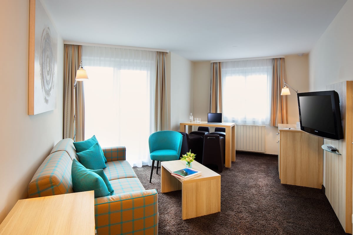 Junior Suite | Living area