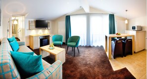 Standard Suite | Living area