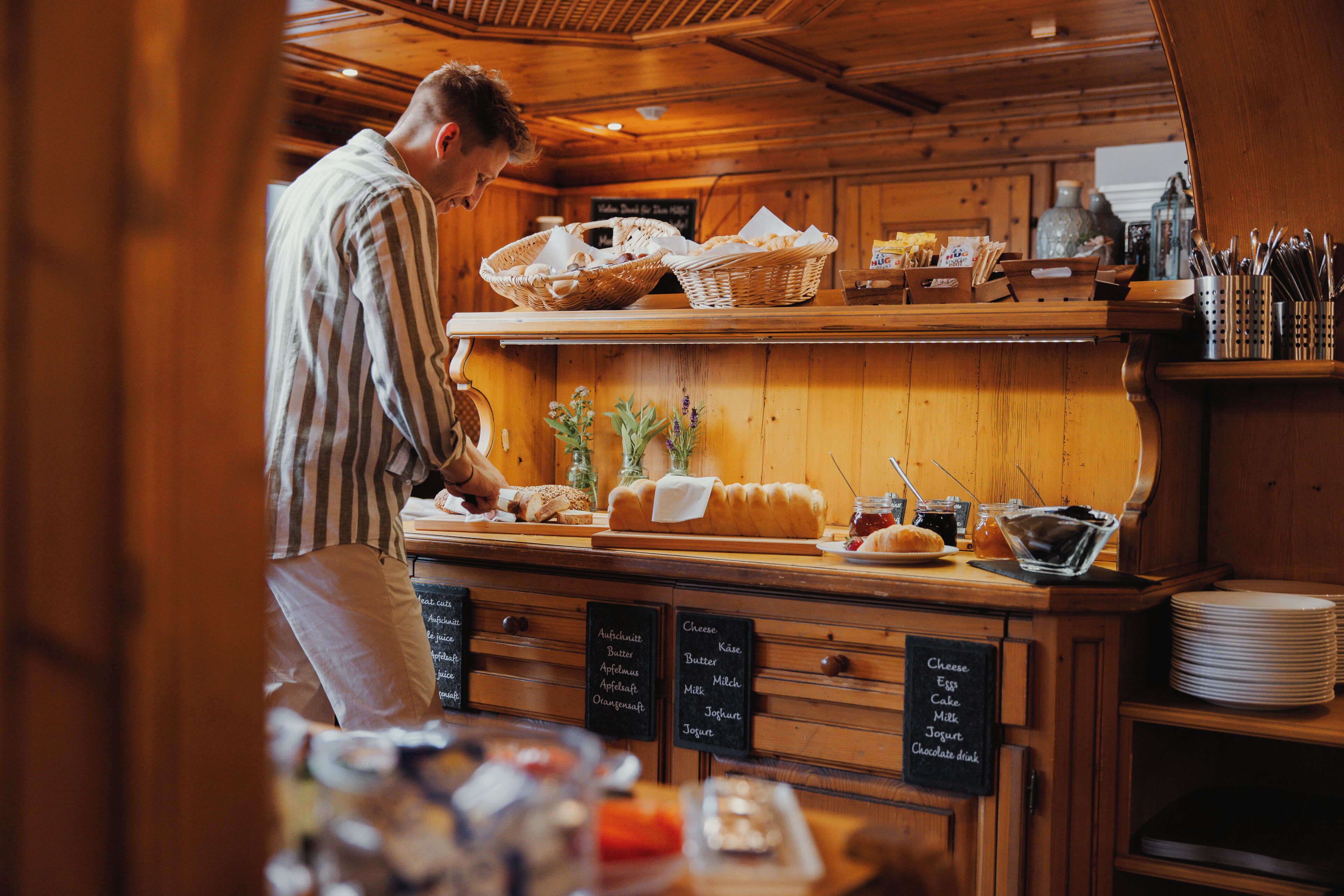 Daily buffet breakfast (CHF 10.00 per person)