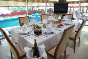 Restaurant - AS Hotel (Golem)