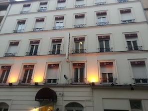 Front of property - Hôtel Trianon Vincennes (Vincennes)