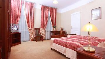 Kahden hengen huone | Työpöytä, ilmainen Wi-Fi