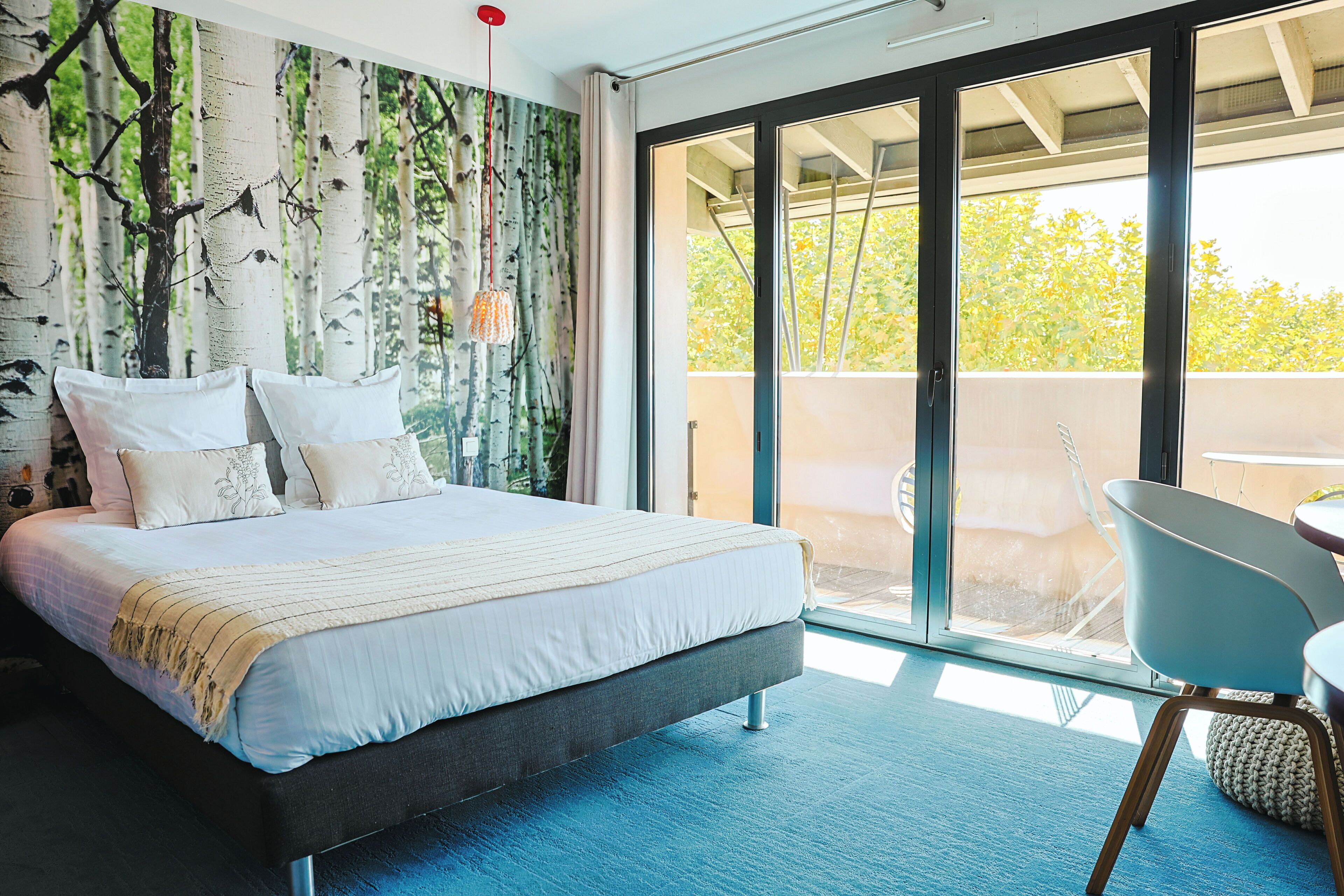 Deluxe Double Room | Premium bedding, desk, laptop workspace, blackout drapes