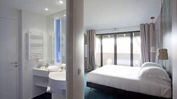 Superior-Doppel- oder -Zweibettzimmer | Badezimmer