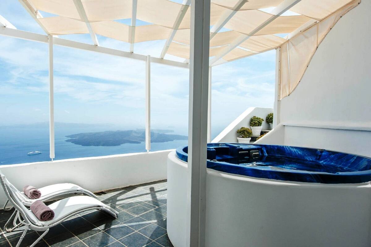Executive-suite - boblebad - havudsigt (Cave Ikaros) | Balkon