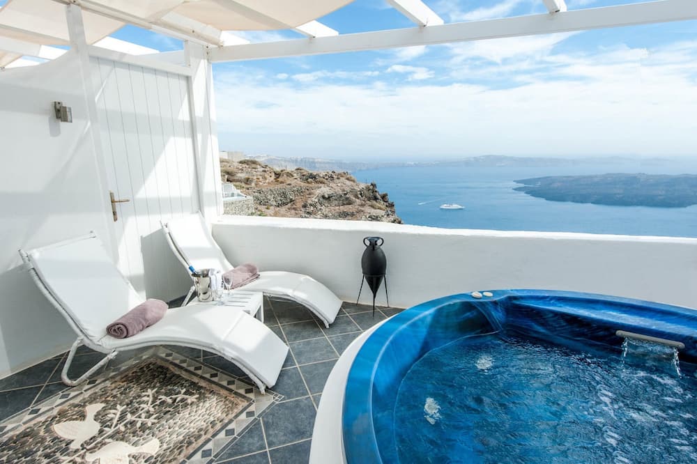 Aeolos Art & Eco Suites Adults Only