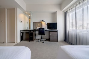 Zweibettzimmer, Nichtraucher | Schreibtisch, Bügeleisen/Bügelbrett, kostenloses WLAN, Bettwäsche